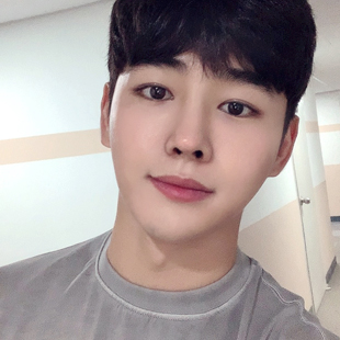 real 이미지